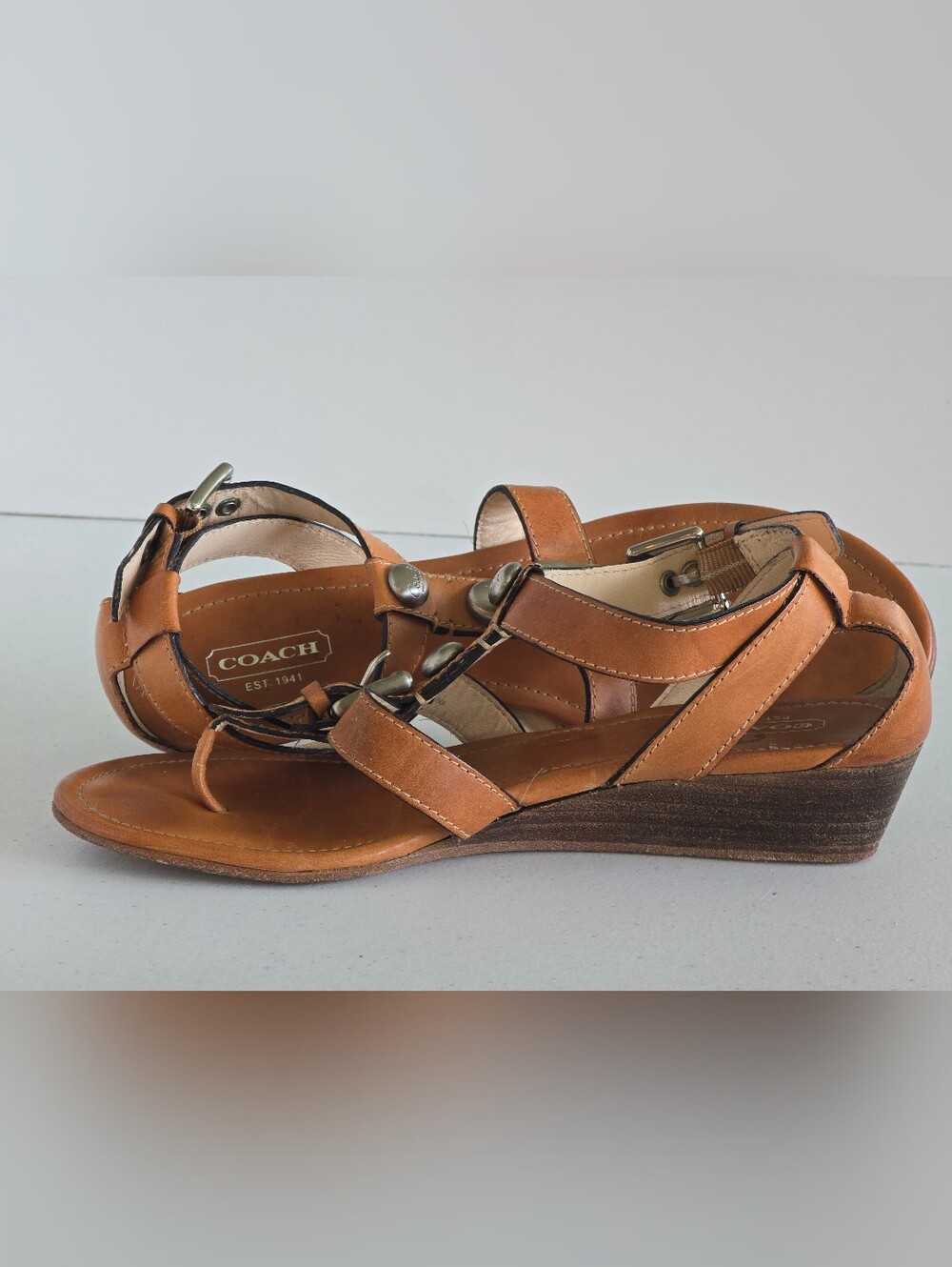 COACH | VINTAGE | Viktoria - A8583 Women's Tan Leather T-Strap Wedge Sandals